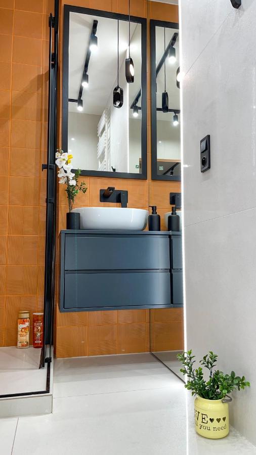 Comfortable 1-Room Apartment Close To The Center Varsóvia Exterior foto